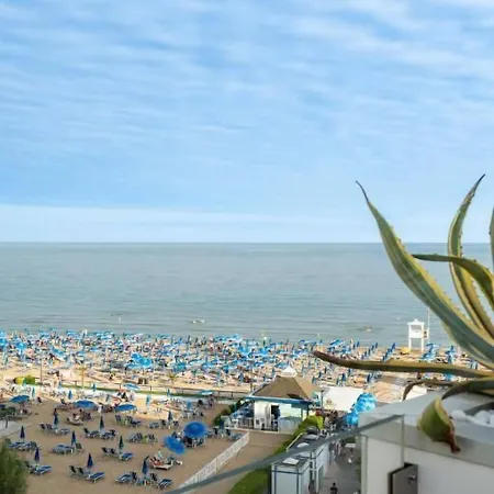Mariver Hotel 4*