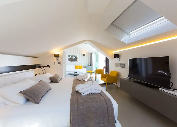 Mariver Hotel 4*