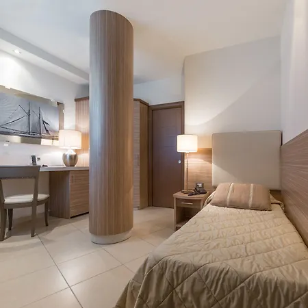 Hotel Mariver 4*